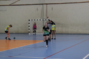 Foto - CAMPEONATO MUNICIPAL DE HANDEBOL FEMININO