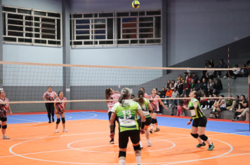 Foto - CAMPEONATO MUNICIPAL DE VÔLEI FEMININO 