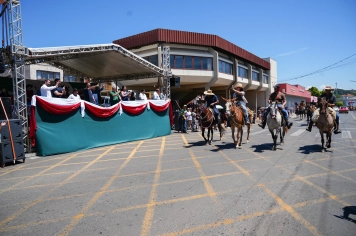 Foto - Desfile Cívico dos 145 anos de Piraí do Sul