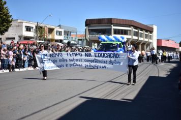 Foto - Desfile Cívico -  Comemoração do Bicentenário da Independência do Brasil 