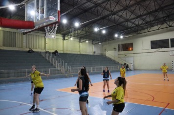Foto - CAMPEONATO MUNICIPAL DE BASQUETE FEMININO
