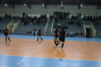 Foto - CAMPEONATO POPULAR MUNICIPAL DE FUTSAL FEMININO