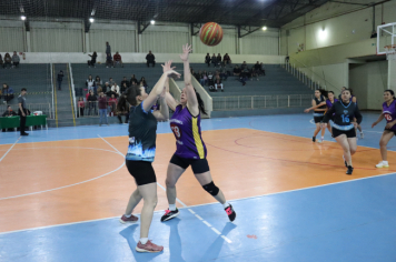 Foto - CAMPEONATO MUNICIPAL DE BASQUETE FEMININO