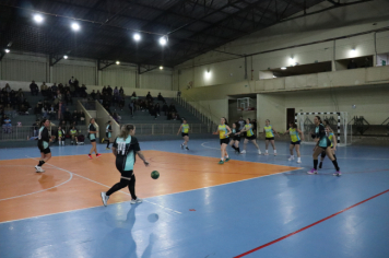 Foto - CAMPEONATO MUNICIPAL DE HANDEBOL FEMININO