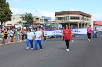 Foto - Desfile Cívico 2024