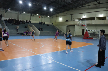 Foto - CAMPEONATO MUNICIPAL DE BASQUETE FEMININO