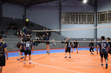 Foto - PREMIAÇÃO DO CAMPEONATO MUNICIPAL DE VÔLEI MASCULINO