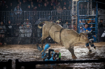 Foto - 4º PIRAÍ RODEO FEST - LEONARDO