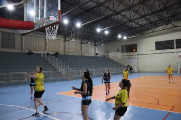 Foto - CAMPEONATO MUNICIPAL DE BASQUETE FEMININO