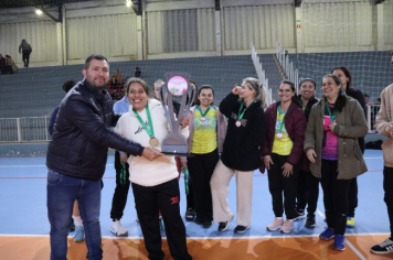 Foto - CAMPEONATO MUNICIPAL DE HANDEBOL FEMININO