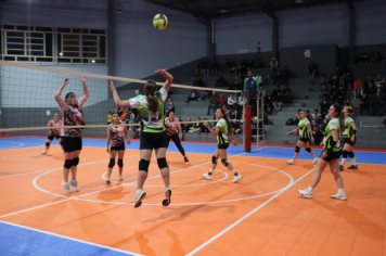 Foto - CAMPEONATO MUNICIPAL DE VÔLEI FEMININO 