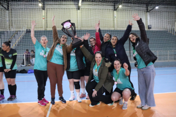 Foto - CAMPEONATO MUNICIPAL DE HANDEBOL FEMININO