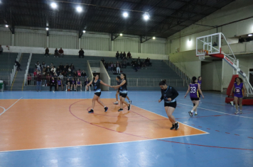 Foto - CAMPEONATO MUNICIPAL DE BASQUETE FEMININO