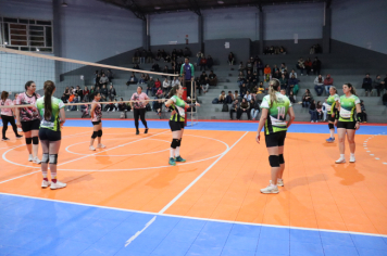 Foto - CAMPEONATO MUNICIPAL DE VÔLEI FEMININO 