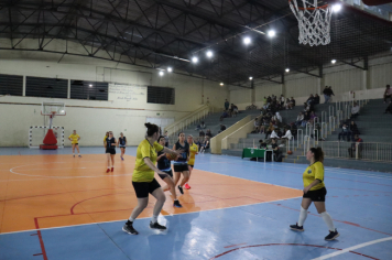 Foto - CAMPEONATO MUNICIPAL DE BASQUETE FEMININO
