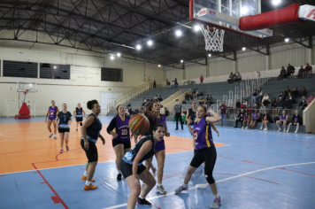 Foto - CAMPEONATO MUNICIPAL DE BASQUETE FEMININO