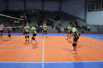 Foto - CAMPEONATO MUNICIPAL DE VÔLEI FEMININO 