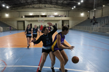 Foto - CAMPEONATO MUNICIPAL DE BASQUETE FEMININO