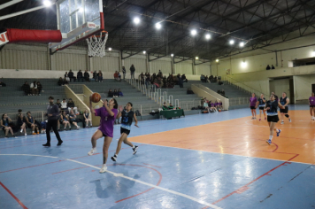 Foto - CAMPEONATO MUNICIPAL DE BASQUETE FEMININO