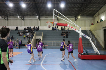 Foto - CAMPEONATO MUNICIPAL DE BASQUETE FEMININO