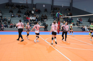 Foto - CAMPEONATO MUNICIPAL DE VÔLEI FEMININO 