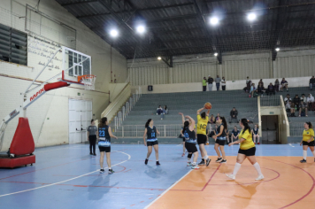 Foto - CAMPEONATO MUNICIPAL DE BASQUETE FEMININO