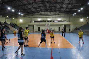 Foto - CAMPEONATO MUNICIPAL DE BASQUETE FEMININO