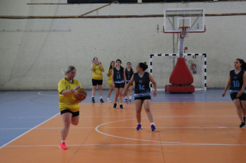 Foto - CAMPEONATO MUNICIPAL DE BASQUETE FEMININO
