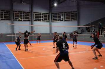 Foto - PREMIAÇÃO DO CAMPEONATO MUNICIPAL DE VÔLEI MASCULINO