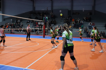 Foto - CAMPEONATO MUNICIPAL DE VÔLEI FEMININO 