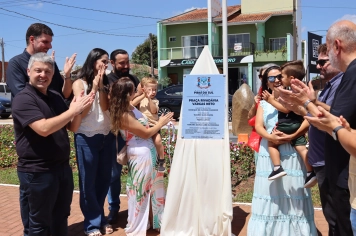 Foto - Prefeitura inaugura Praça Rivadávia Vargas Neto e amplia espaços de convivência na cidade
