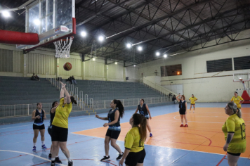 Foto - CAMPEONATO MUNICIPAL DE BASQUETE FEMININO