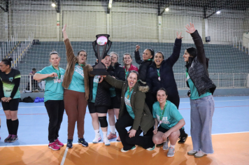 Foto - CAMPEONATO MUNICIPAL DE HANDEBOL FEMININO
