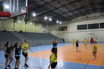 Foto - CAMPEONATO MUNICIPAL DE BASQUETE FEMININO