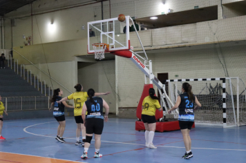 Foto - CAMPEONATO MUNICIPAL DE BASQUETE FEMININO