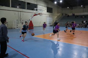 Foto - CAMPEONATO MUNICIPAL DE BASQUETE FEMININO
