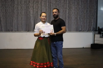 Foto - FORMAÇÃO DOS ALUNOS DE DANÇA GAÚCHA