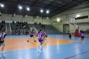 Foto - CAMPEONATO MUNICIPAL DE BASQUETE FEMININO