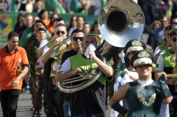 Foto - Desfile Cívico -  Comemoração do Bicentenário da Independência do Brasil 