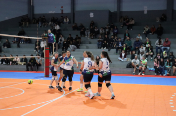 Foto - CAMPEONATO MUNICIPAL DE VÔLEI FEMININO 