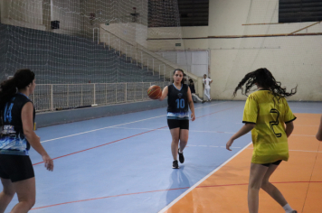 Foto - CAMPEONATO MUNICIPAL DE BASQUETE FEMININO