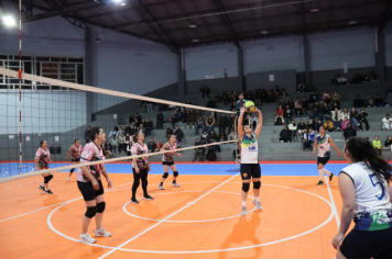 Foto - CAMPEONATO MUNICIPAL DE VÔLEI FEMININO 
