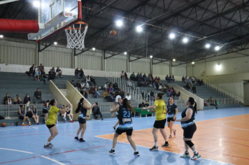 Foto - CAMPEONATO MUNICIPAL DE BASQUETE FEMININO