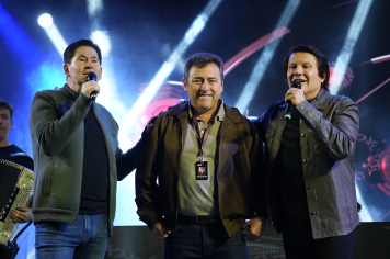 Foto - 4º Piraí Rodeo Fest - Gian e Giovani