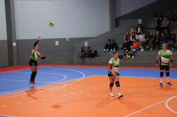 Foto - CAMPEONATO MUNICIPAL DE VÔLEI FEMININO 