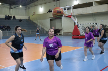 Foto - CAMPEONATO MUNICIPAL DE BASQUETE FEMININO