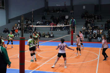 Foto - CAMPEONATO MUNICIPAL DE VÔLEI FEMININO 