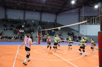 Foto - CAMPEONATO MUNICIPAL DE VÔLEI FEMININO 
