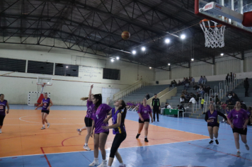 Foto - CAMPEONATO MUNICIPAL DE BASQUETE FEMININO
