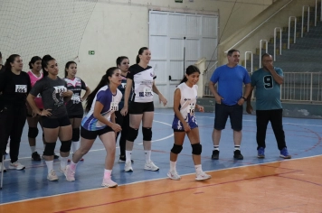 Foto - SELETIVA DE VOLEIBOL FEMINO